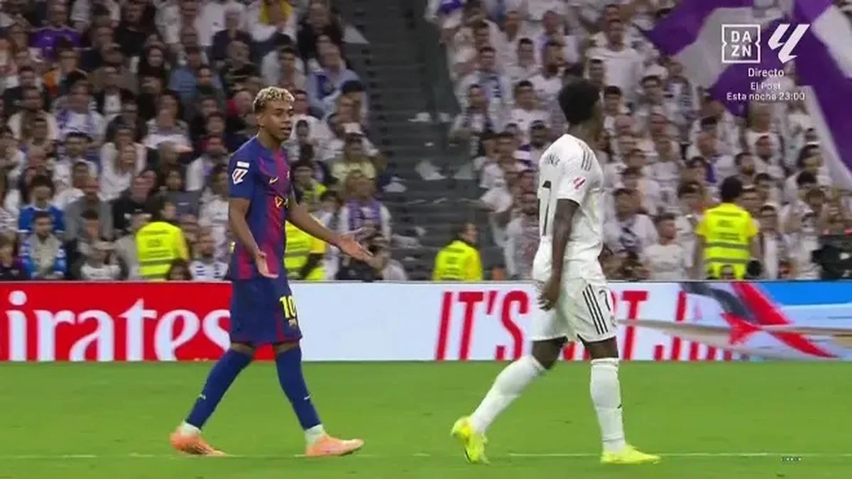 Ямаль и Винисиус / скриншот