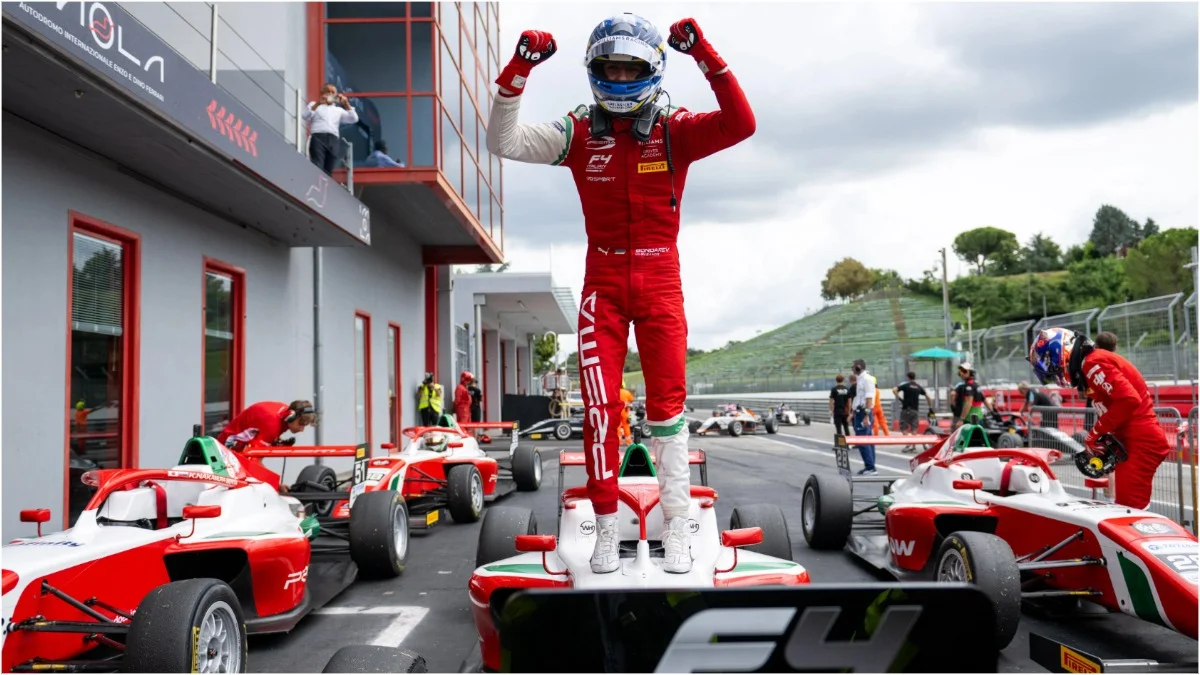 Олександр Бондарев / Скріншот