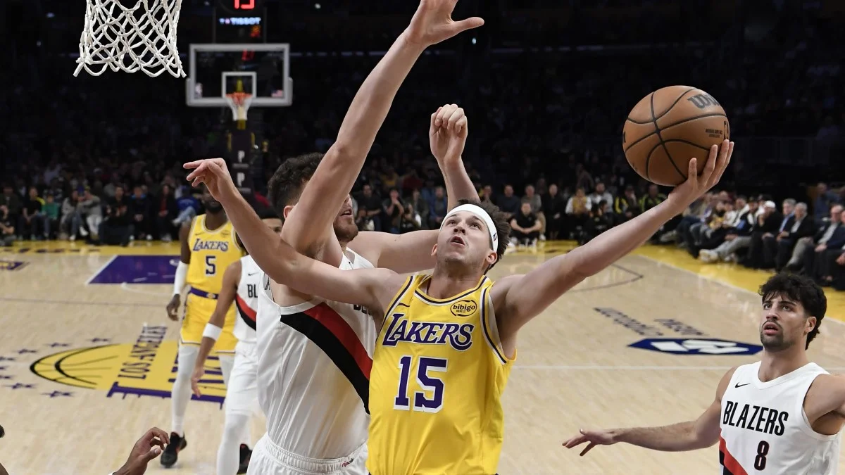 Остін Рівз у матчі проти Портленда / Getty Images