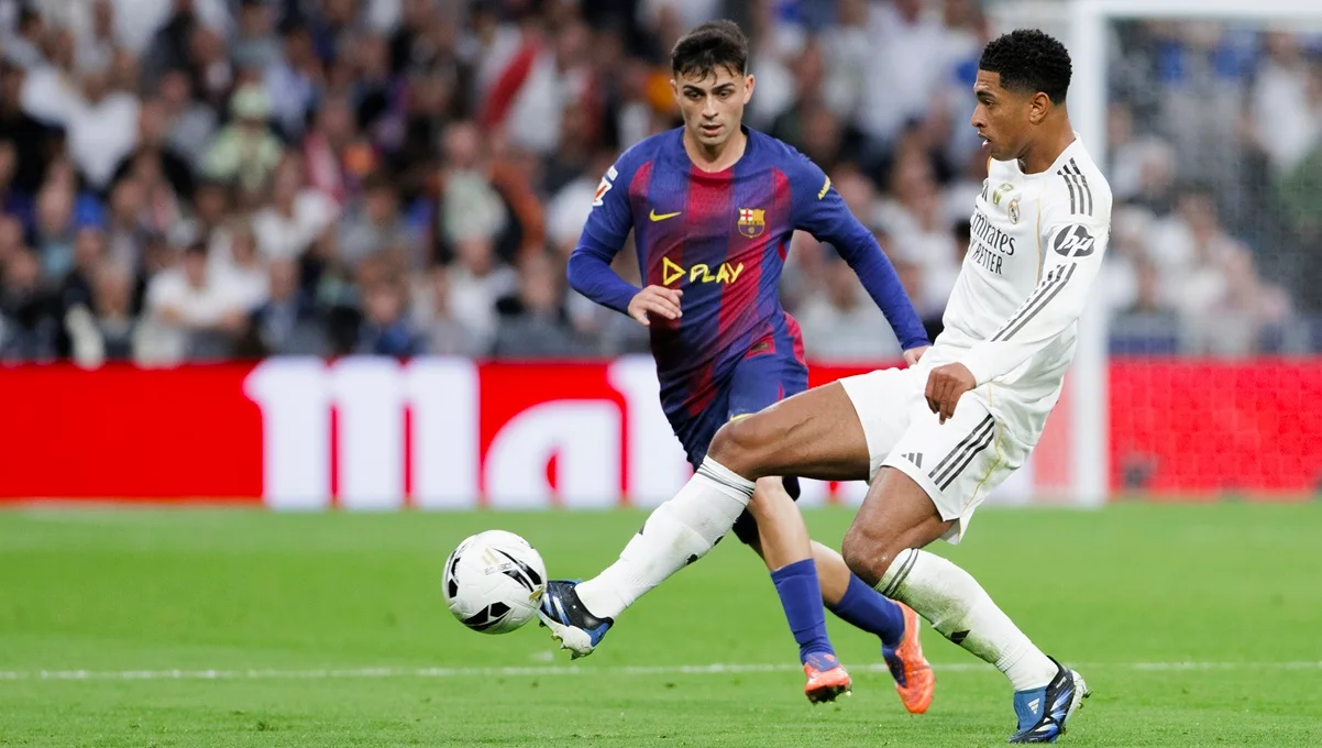 Педрі та Джуд Беллінгем / фото: Guillermo Martinez/NurPhoto via Getty Images