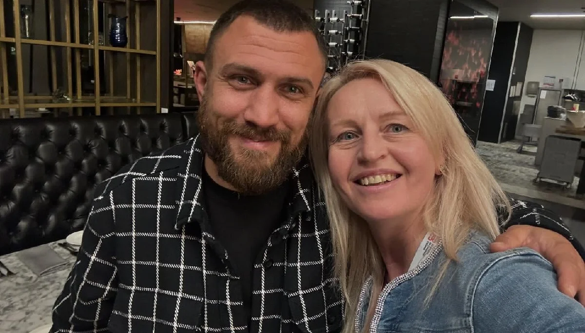 Василий Ломаченко и Алина Шатерникова / Фото из соцсетей