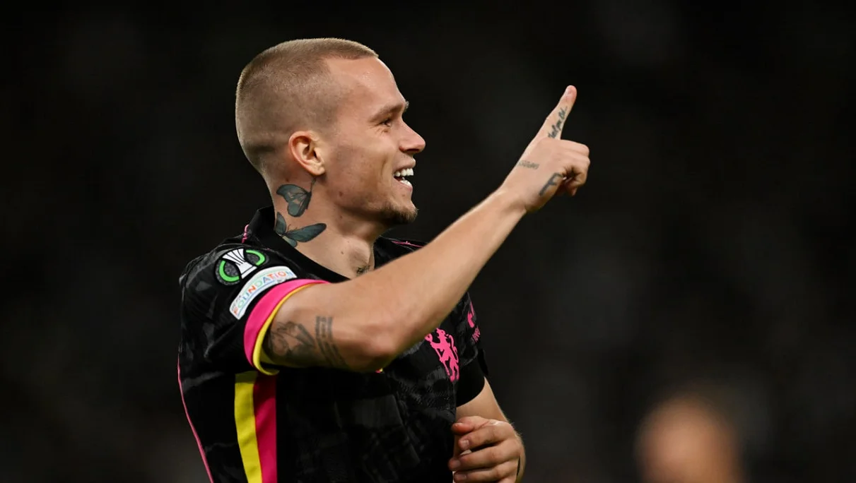 Михайло Мудрик / Photo by Darren Walsh/Chelsea FC via Getty Images