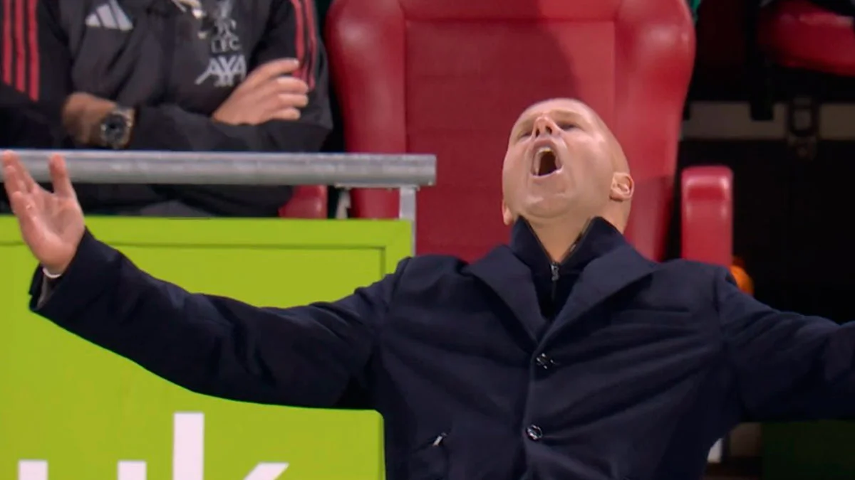 Арне Слот у розпачі / скріншот