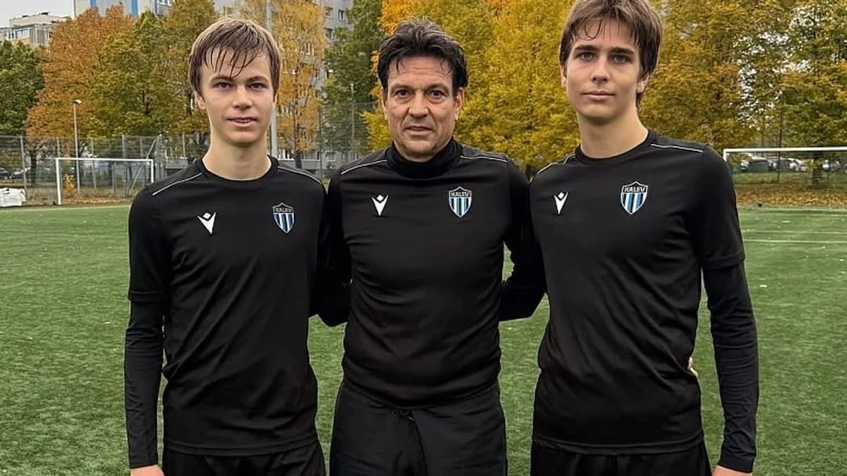 Яри Литманен с сыновьями / Instagram