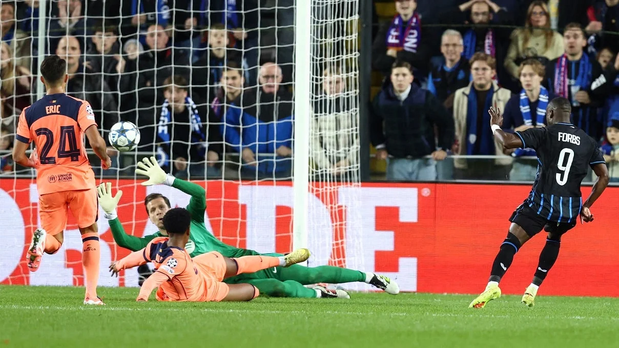 Фото к новости: Барселона оступилась в Брюгге, расписав сенсационную ничью в битве с семью голами – от поражения спас VAR