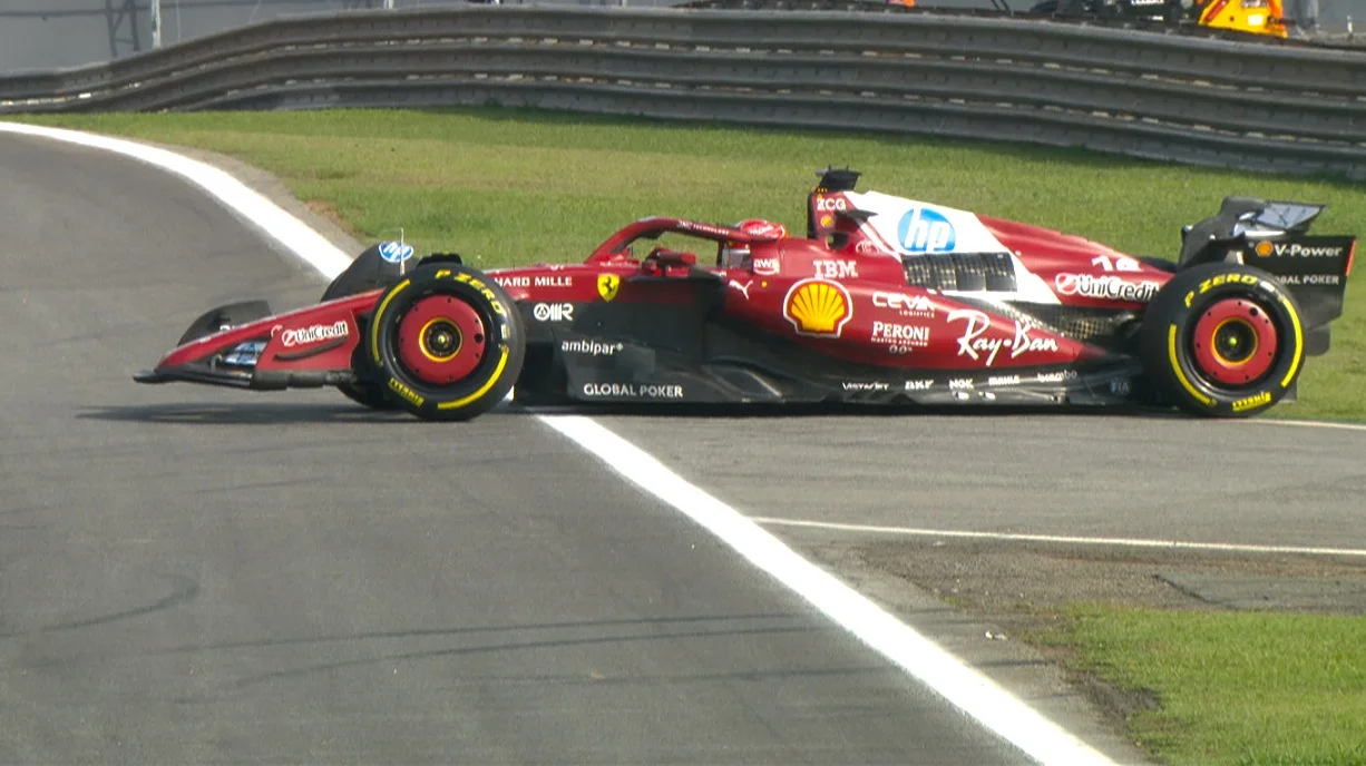 Розворот Леклера / Скрін