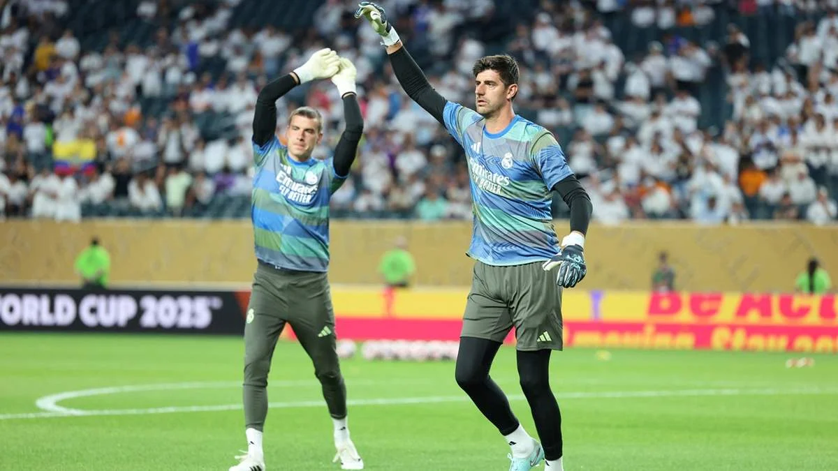 Андрій Лунін та Тібо Куртуа / Getty Images