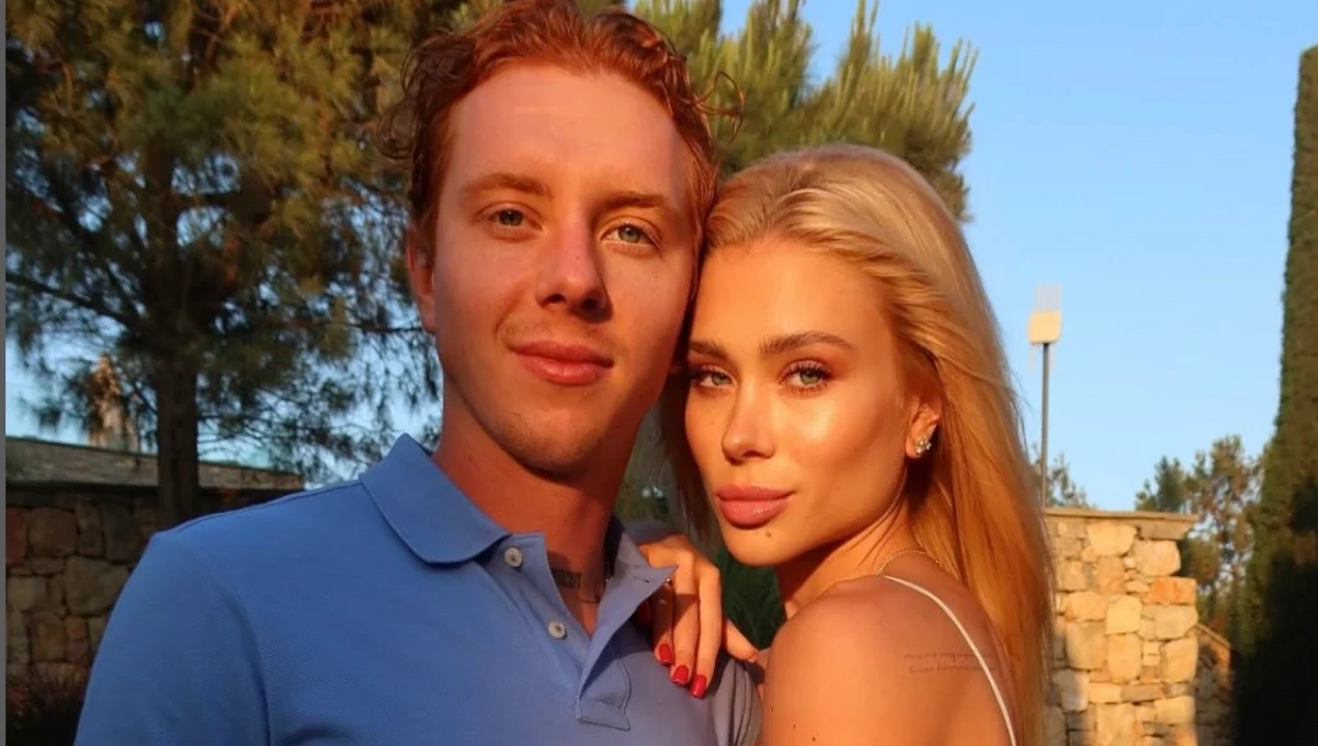 Юхим Конопля із дружиною / фото із соцмереж