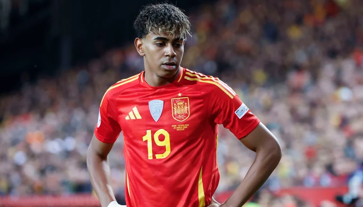 Ламин Ямаль / фото: EFE/Ana Escobar