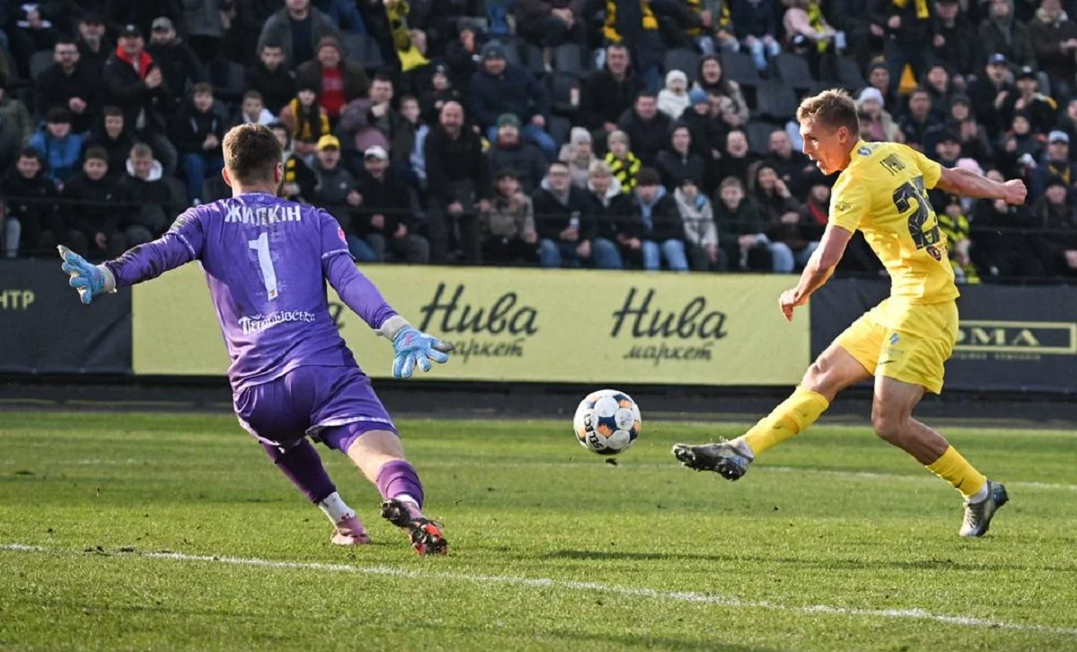 Фото к новости: Ингулец прервал победную серию Буковины, ЮКСА одержала волевую победу над Подольем: Первая лига