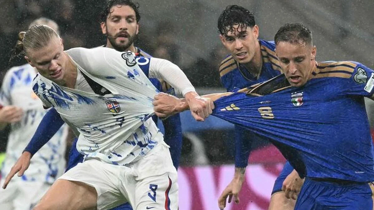 Холанд против Фраттези / ANSA