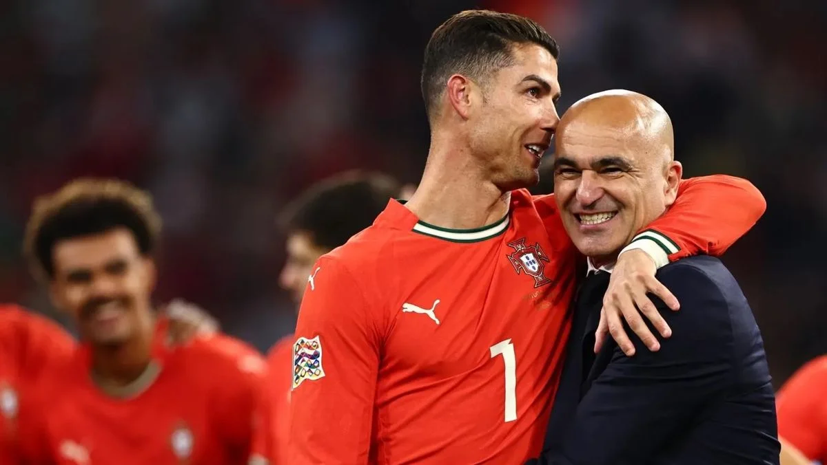 Кріштіану Роналду та Роберто Мартінес / EFE