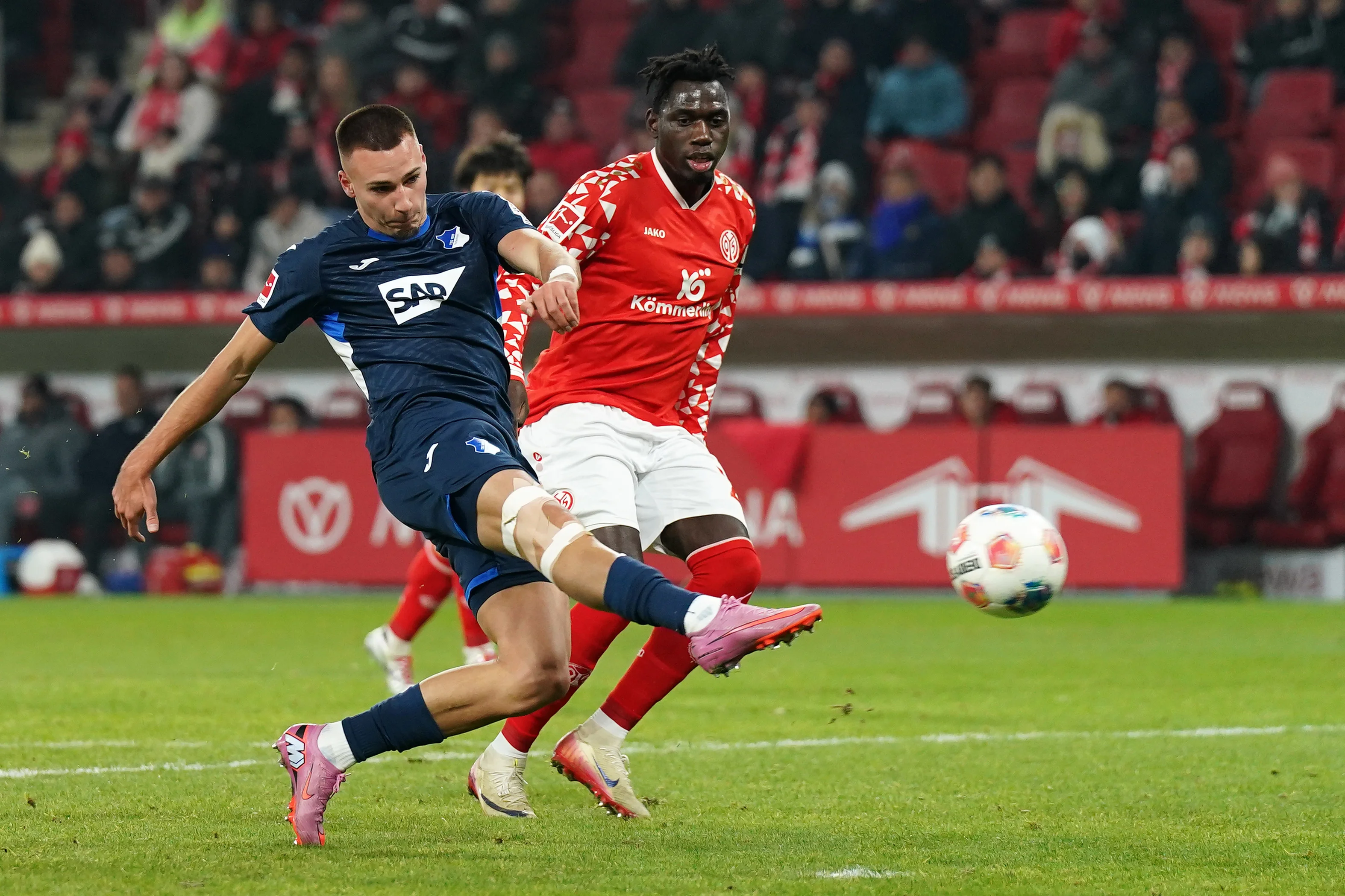 Майнц – Хоффенхайм – 1:1 / Daniela Porcelli/Getty Images