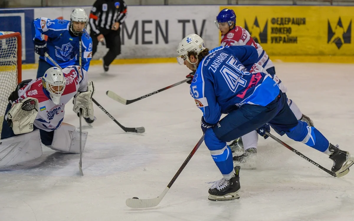 Віктор Захаров (№ 45) / фото: ХК Сокіл