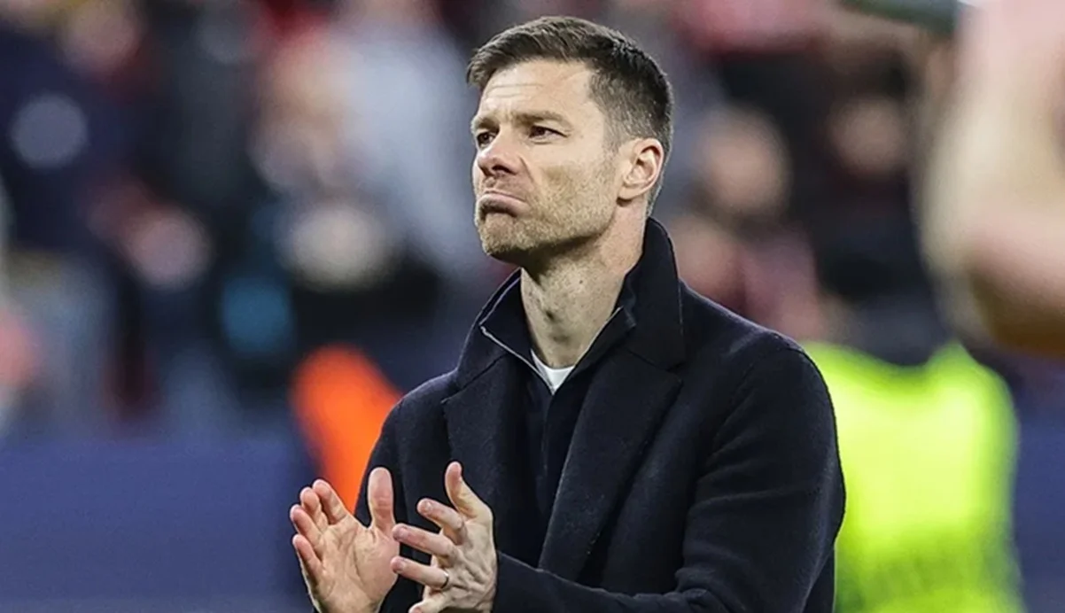 Хабі Алонсо / фото: EFE/EPA/Christopher Neundorf