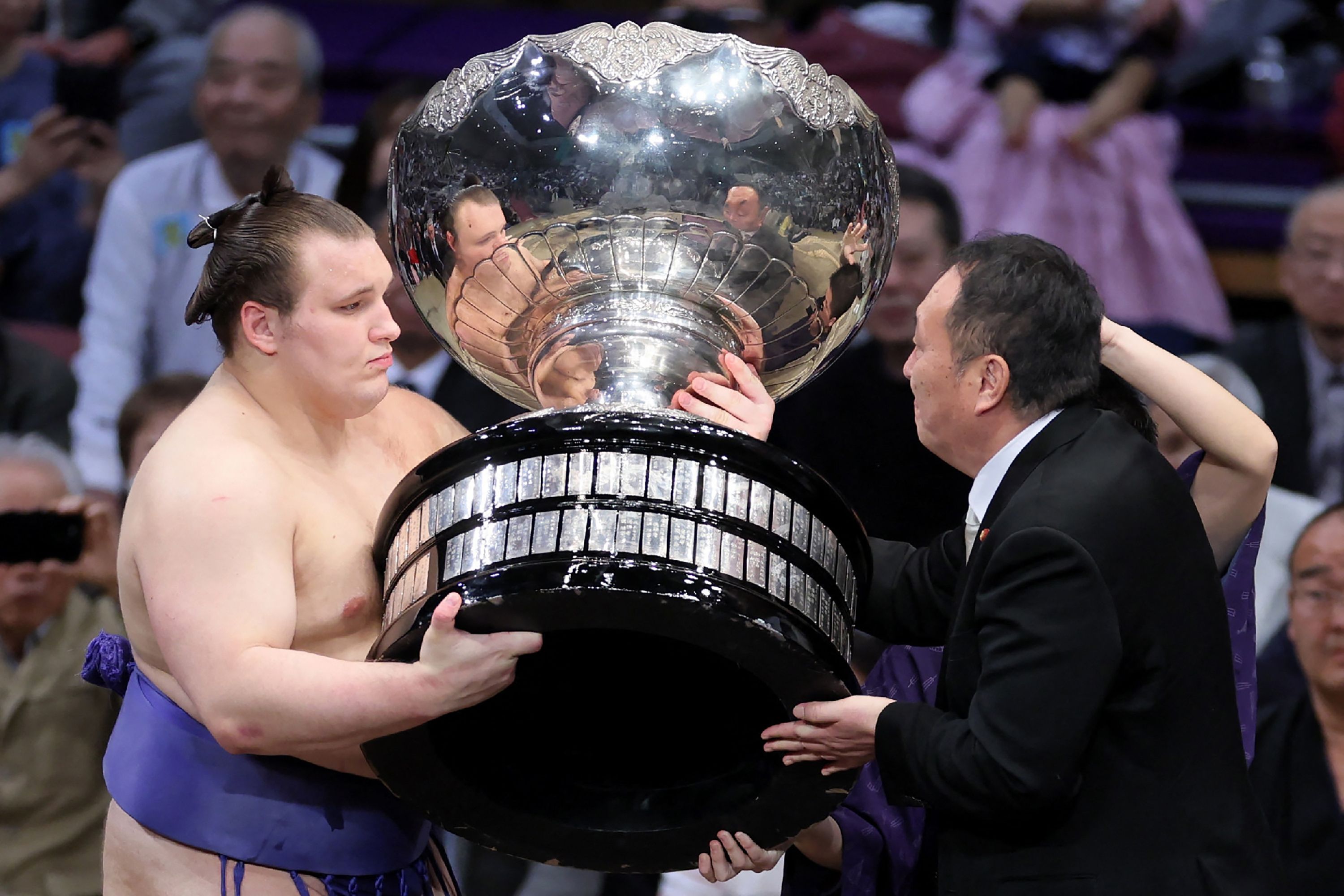 Даниил Аонишики Явгусишин (слева)/ фото: Getty images