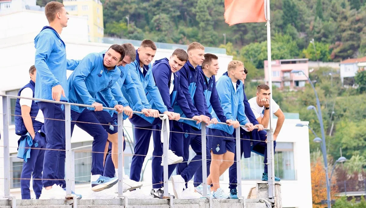 Футболисты Динамо пытаются разглядеть свои перспективы / ФК Динамо