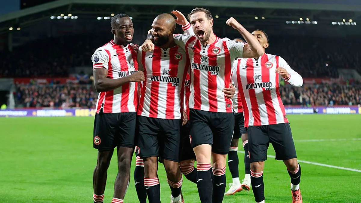 Брентфорд – Бернли – 3:1 / Crystal Pix/MB Media/Getty Images