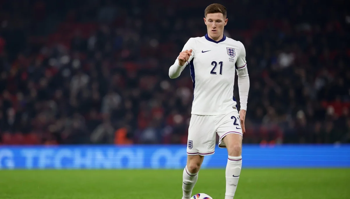 Эллиот Андерсон / фото: Francesco Scaccianoce - UEFA/UEFA via Getty Images