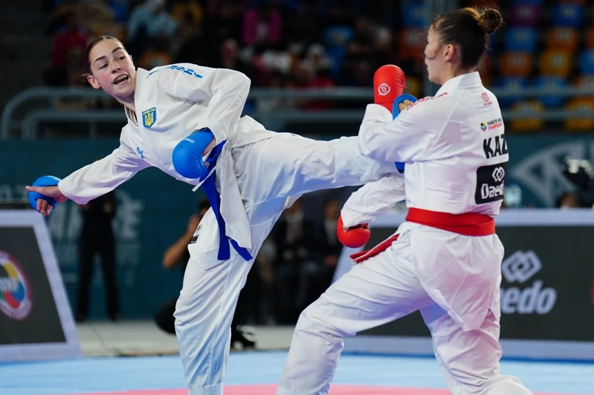 Олександра Шолохова (ліворуч) / фото: Ukrainian Karate Federation