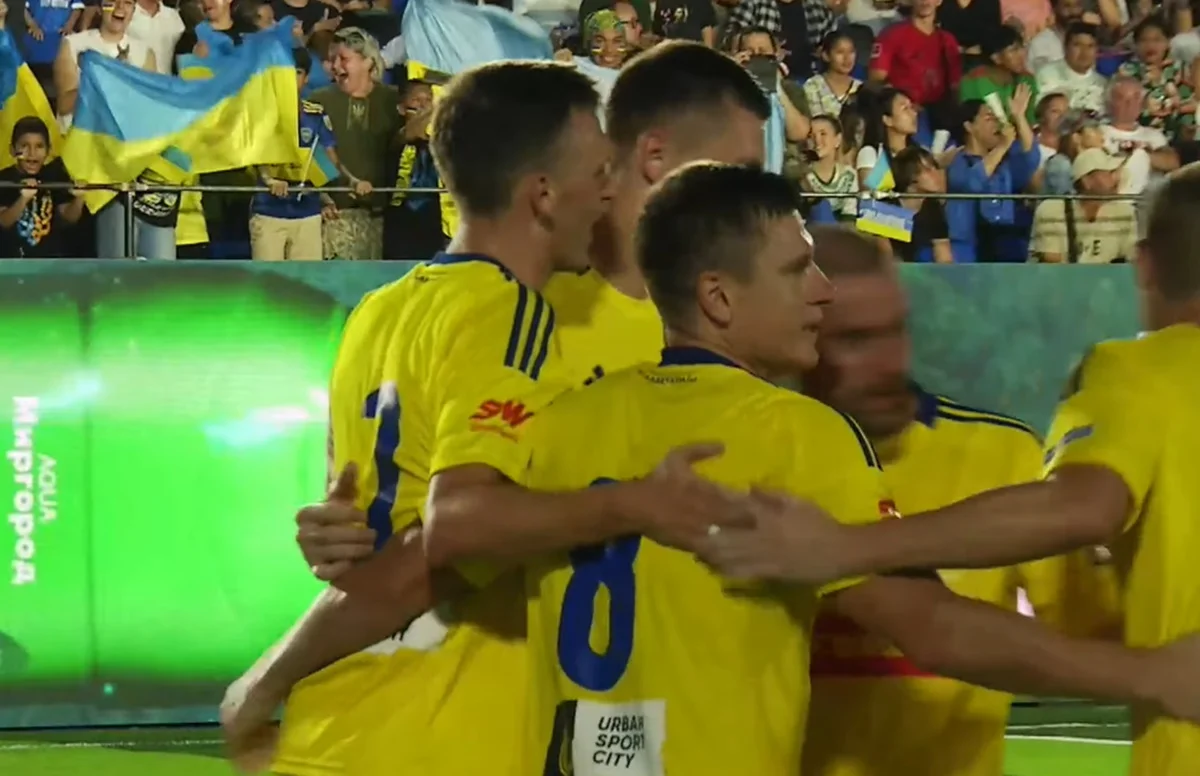 Украинцы уверенно переиграли испанцев / скриншот