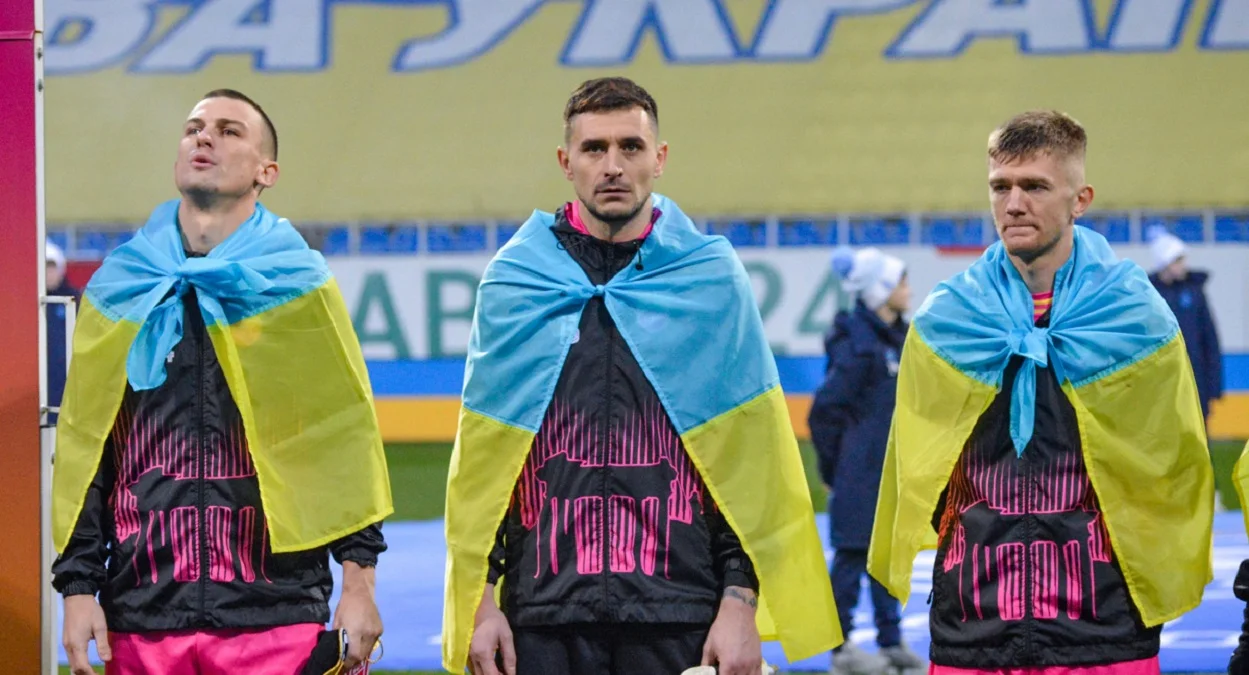 Валерій Восконян (по центру) / СК Полтава