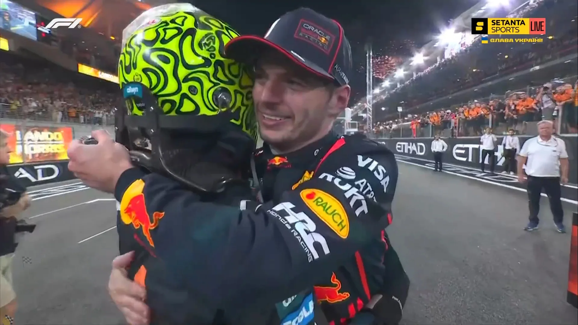 Фрестаппен вітає Норріса з чемпіонством / Скріншот