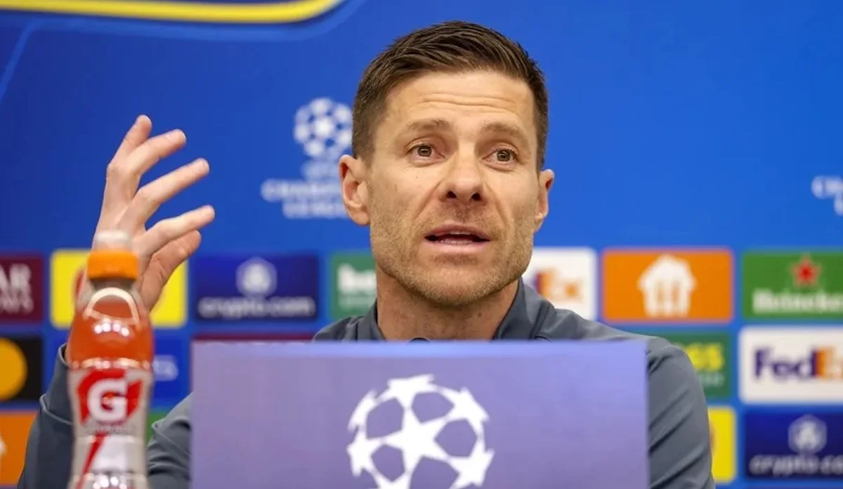 Хави Алонсо / фото: EFE/EPA/Christopher Neundorf