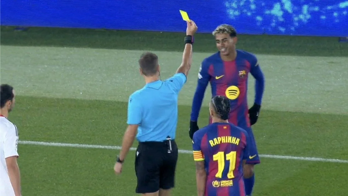 Барселона – Айнтрахт / скриншот