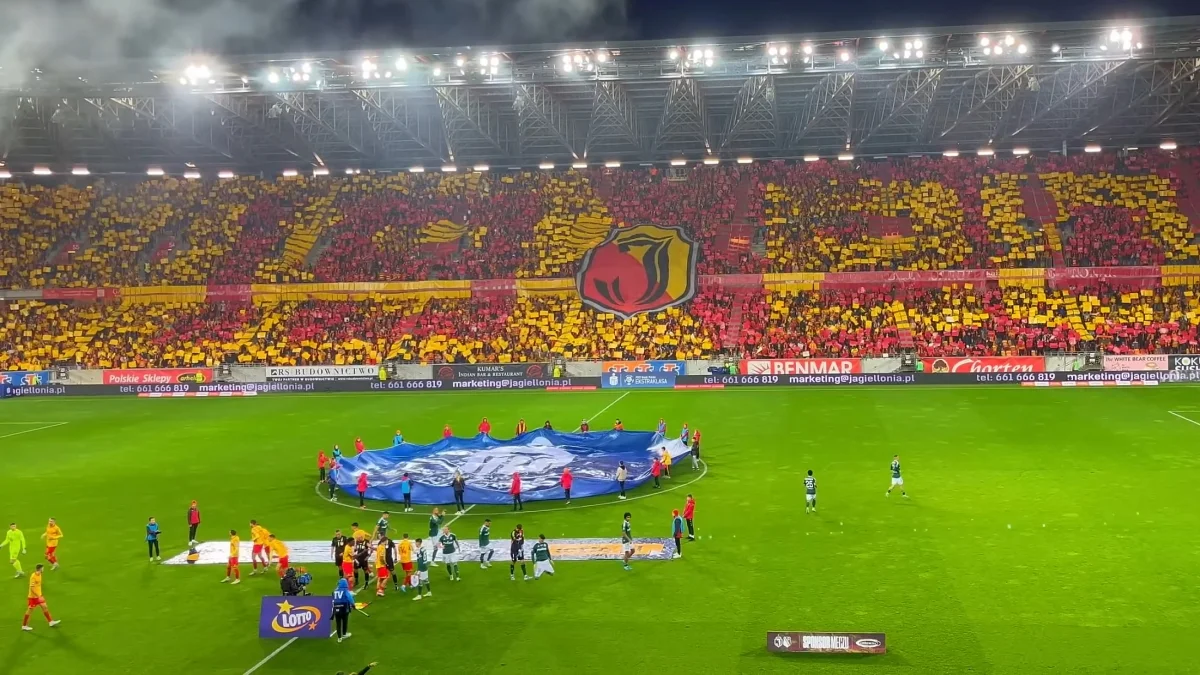 Фанаты Ягеллонии / Скриншот