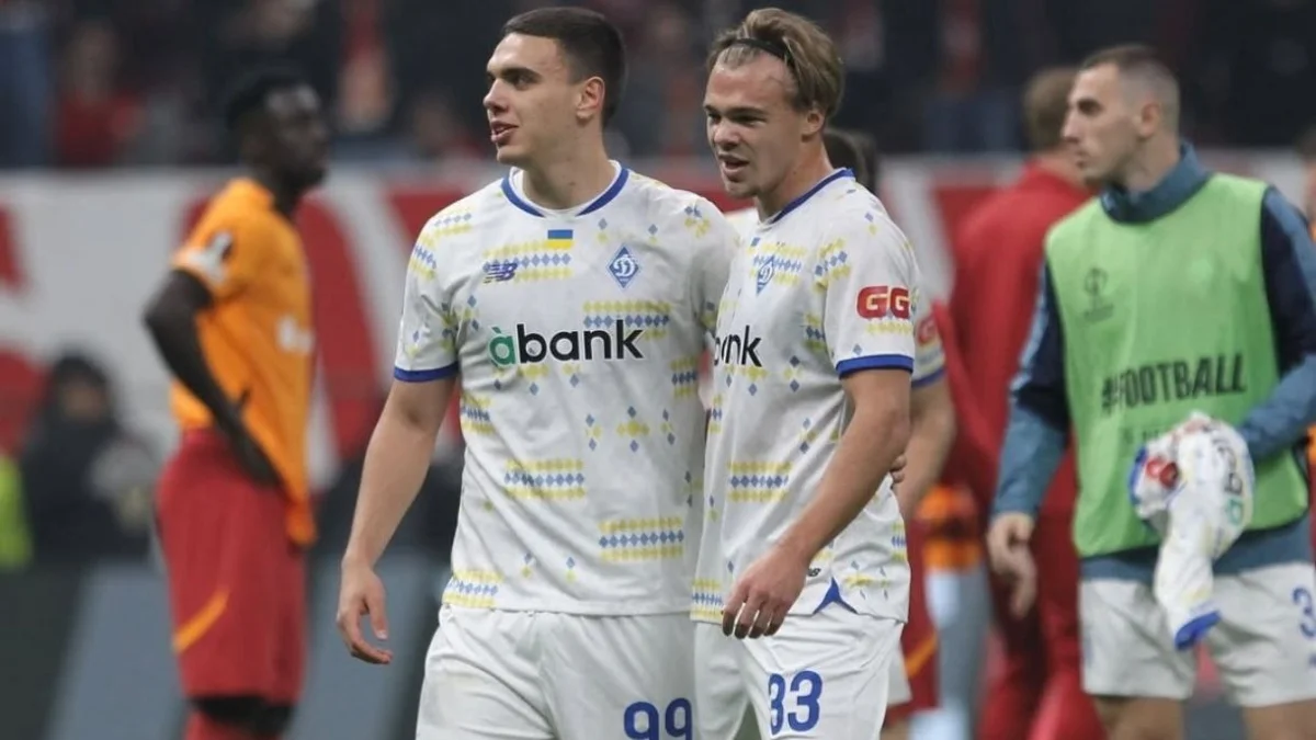 Матвей Пономаренко и Роман Саленко / фото: ФК Динамо