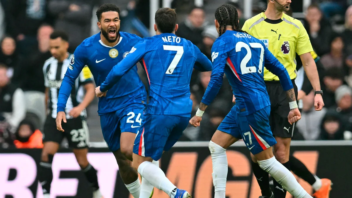 Ньюкасл – Челси – 2:2 / ANDY BUCHANAN / AFP via Getty Images