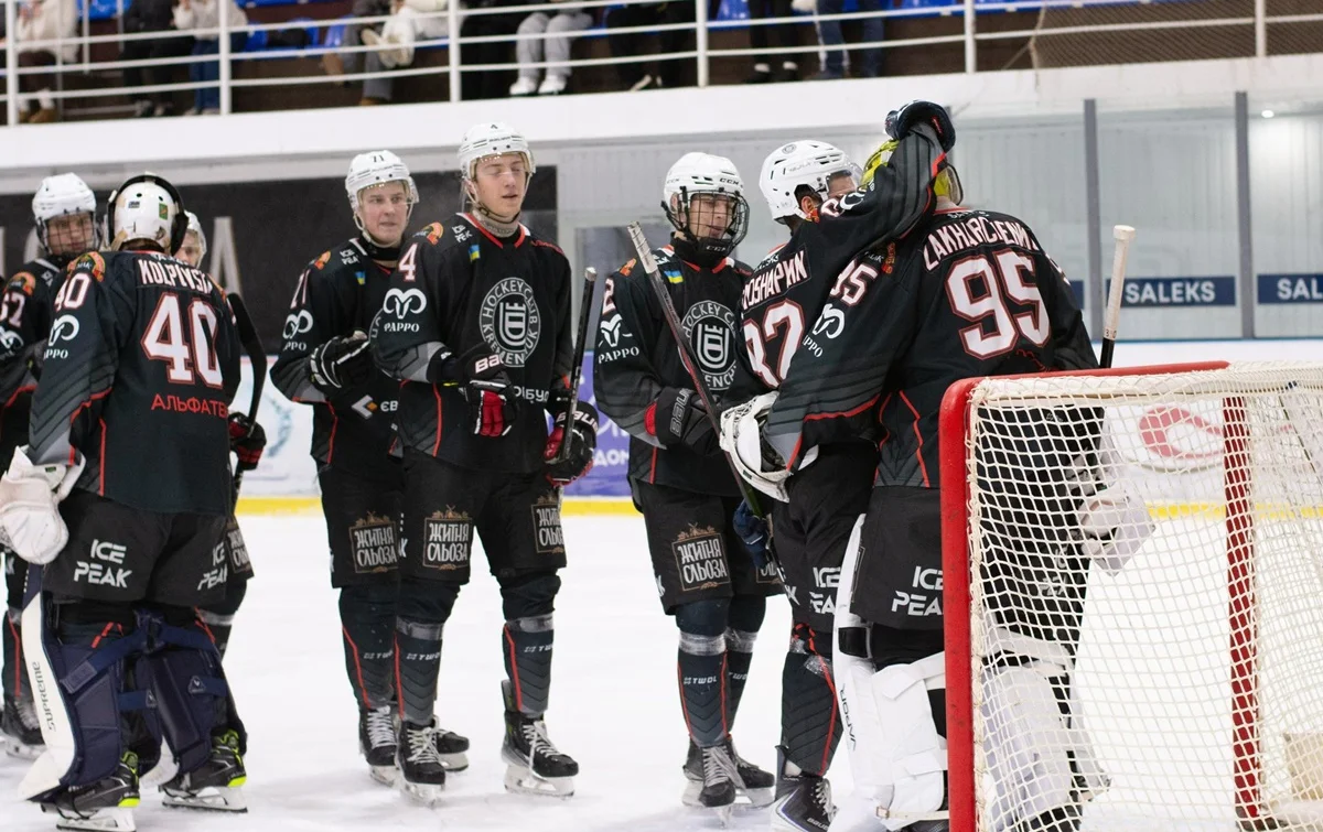 Кременчуг отпраздновал победу / фото: ХК Кременчуг