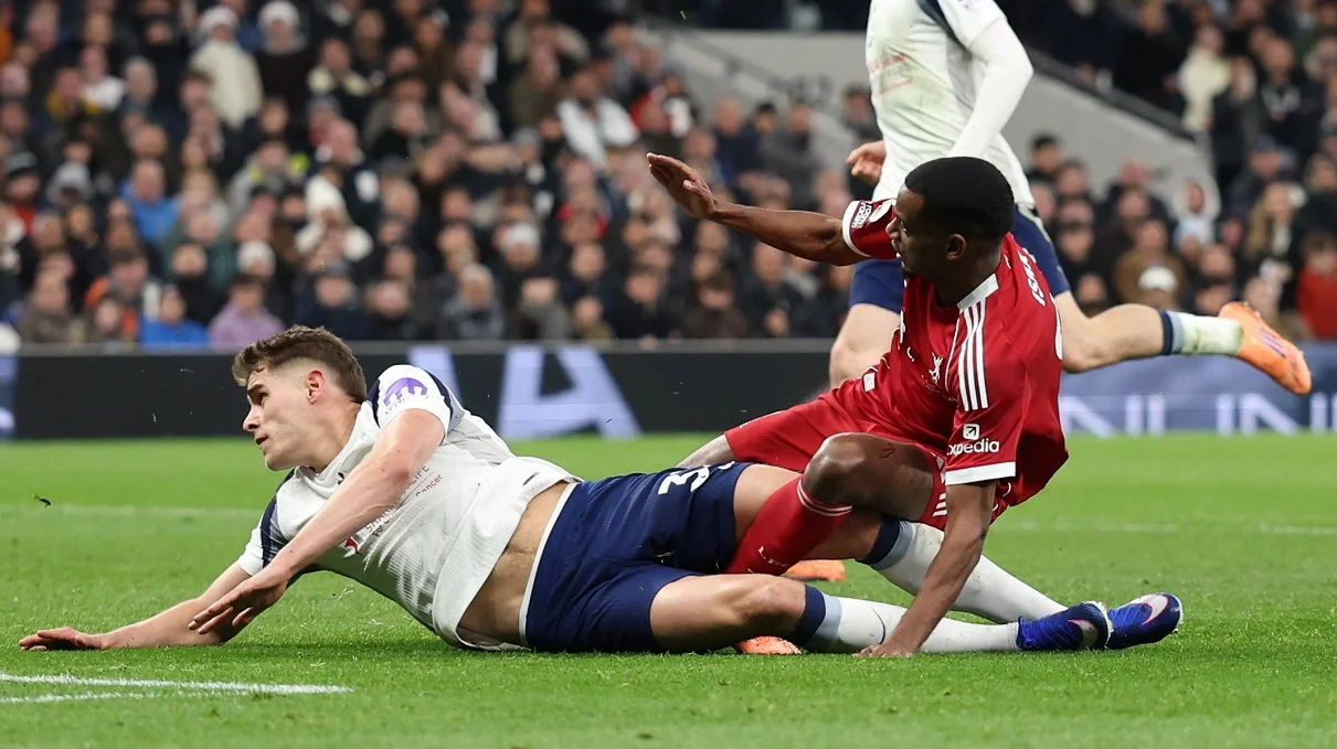 Тоттенхэм – Ливерпуль – 1:2 / Photo by Catherine Ivill - AMA/Getty Images