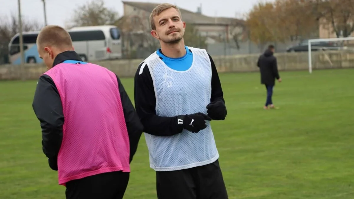 Фото к новости: Основной футболист украинского клуба прокомментировал информацию о задержании ТЦК – однозначный ответ