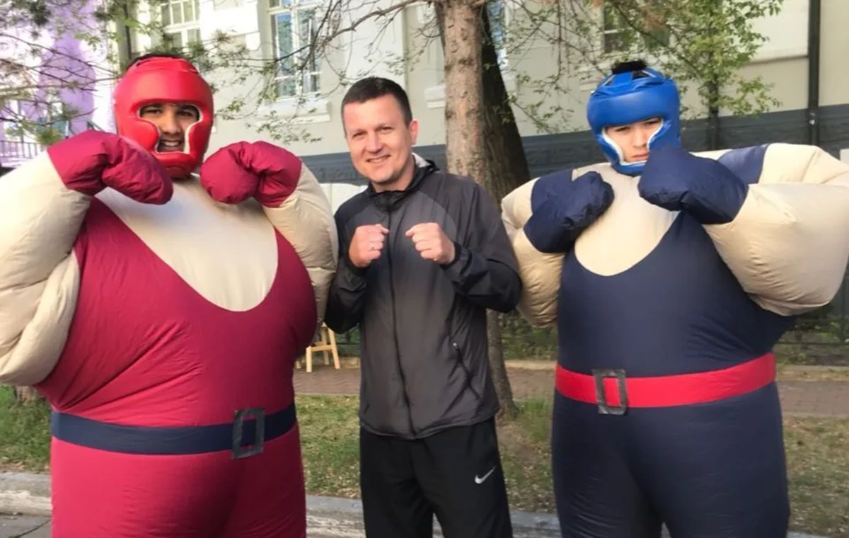 Владимир Степанец (в центре) / фото: instagram.com/stepanetsvladimir