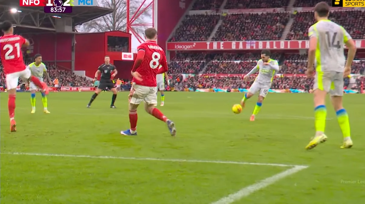 Ноттингем Форест – Манчестер Сити – видео голов и обзор матча / скриншот