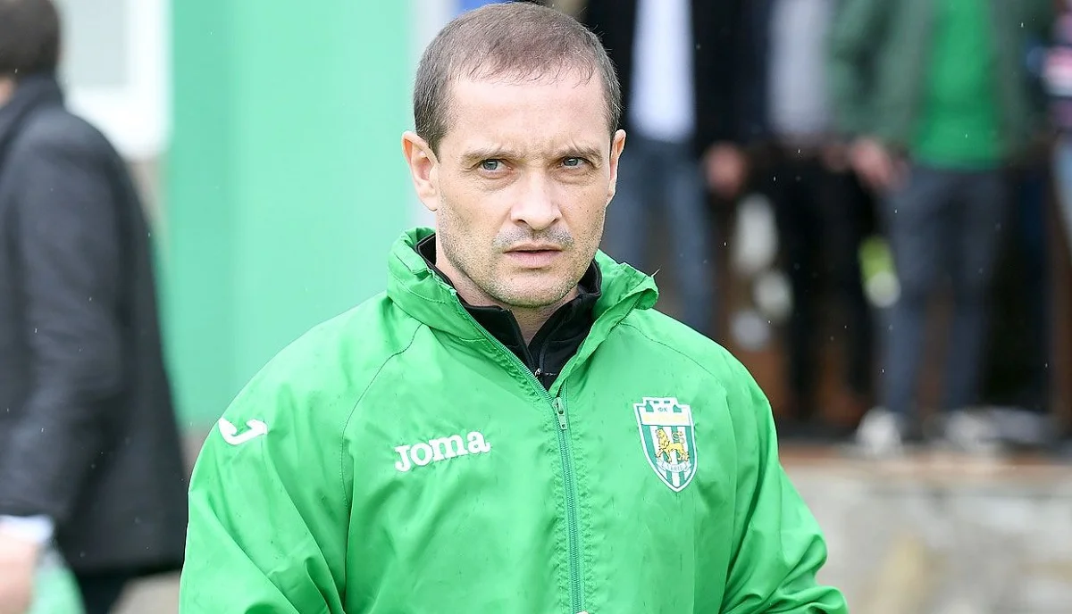 Роман Санжар / Фк Карпати