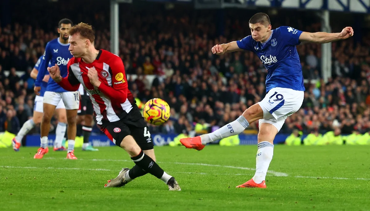 Эвертон – Брентфорд – 2:4 / Photo by Chris Brunskill/Fantasista/Getty Images