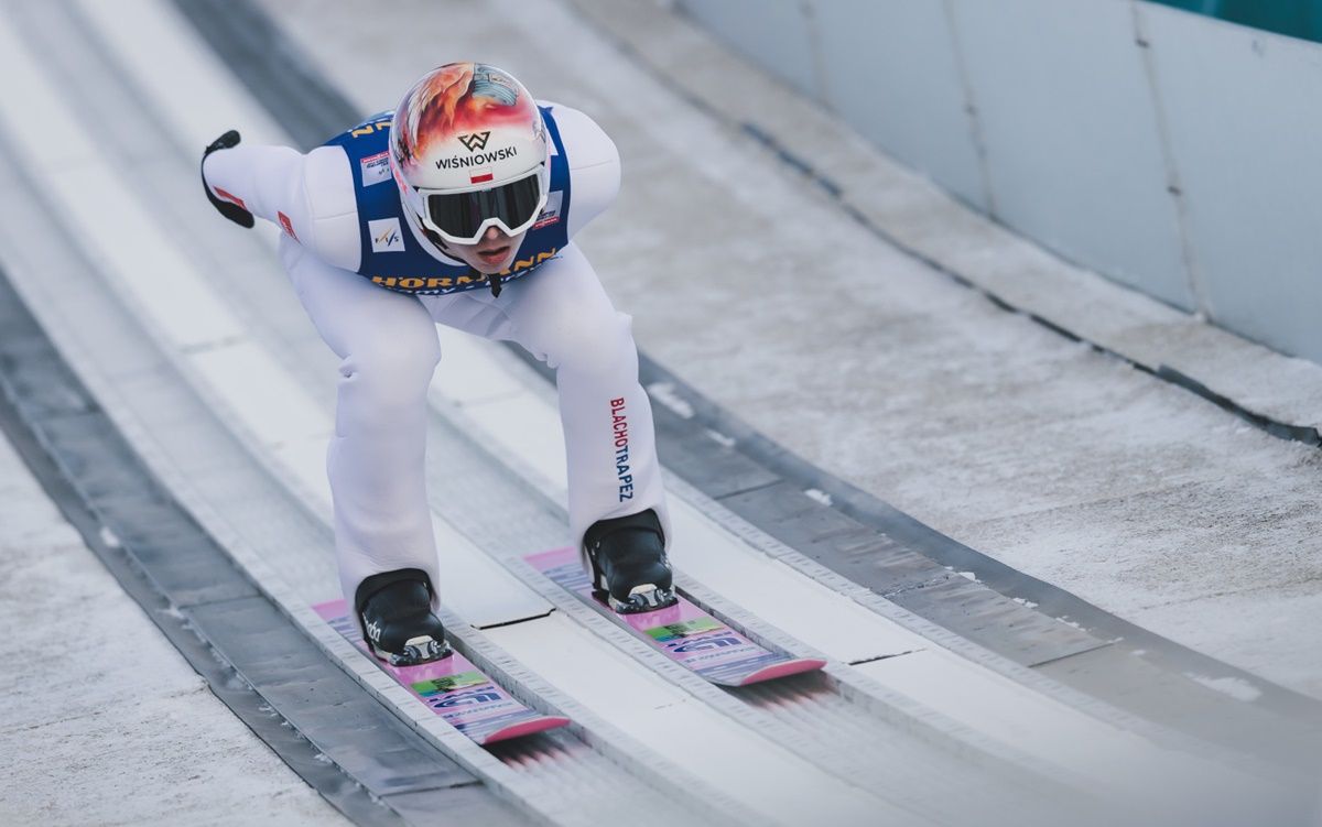 Екіпірування – головний елемент у стрибках з трампліна / фото: skijumping.pl