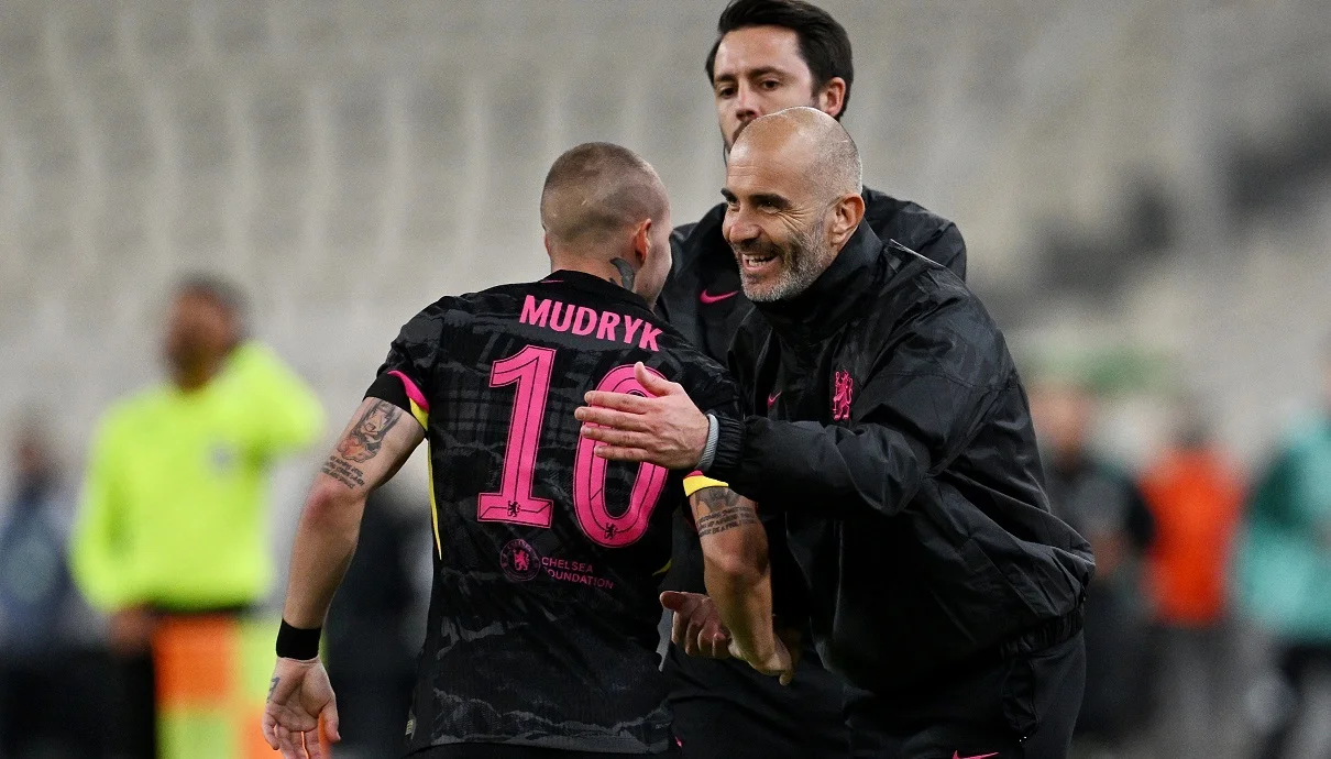 Мудрик и Мареска / Photo by Darren Walsh/Chelsea FC via Getty Images