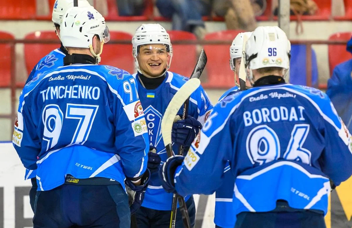 Сокіл розтрощив Одещину / фото: ФХУ