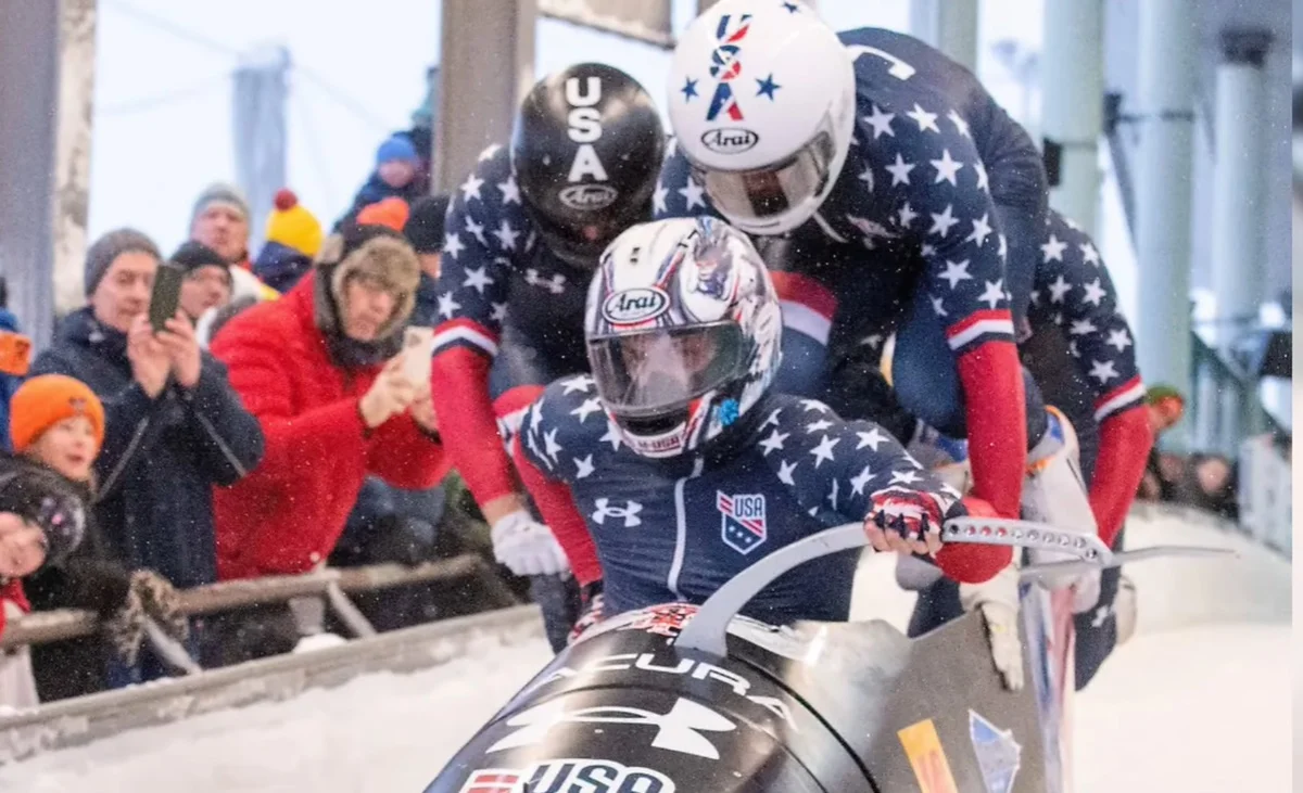 Бобслейна четвірка США на чолі з Крістофером Горном / скріншот