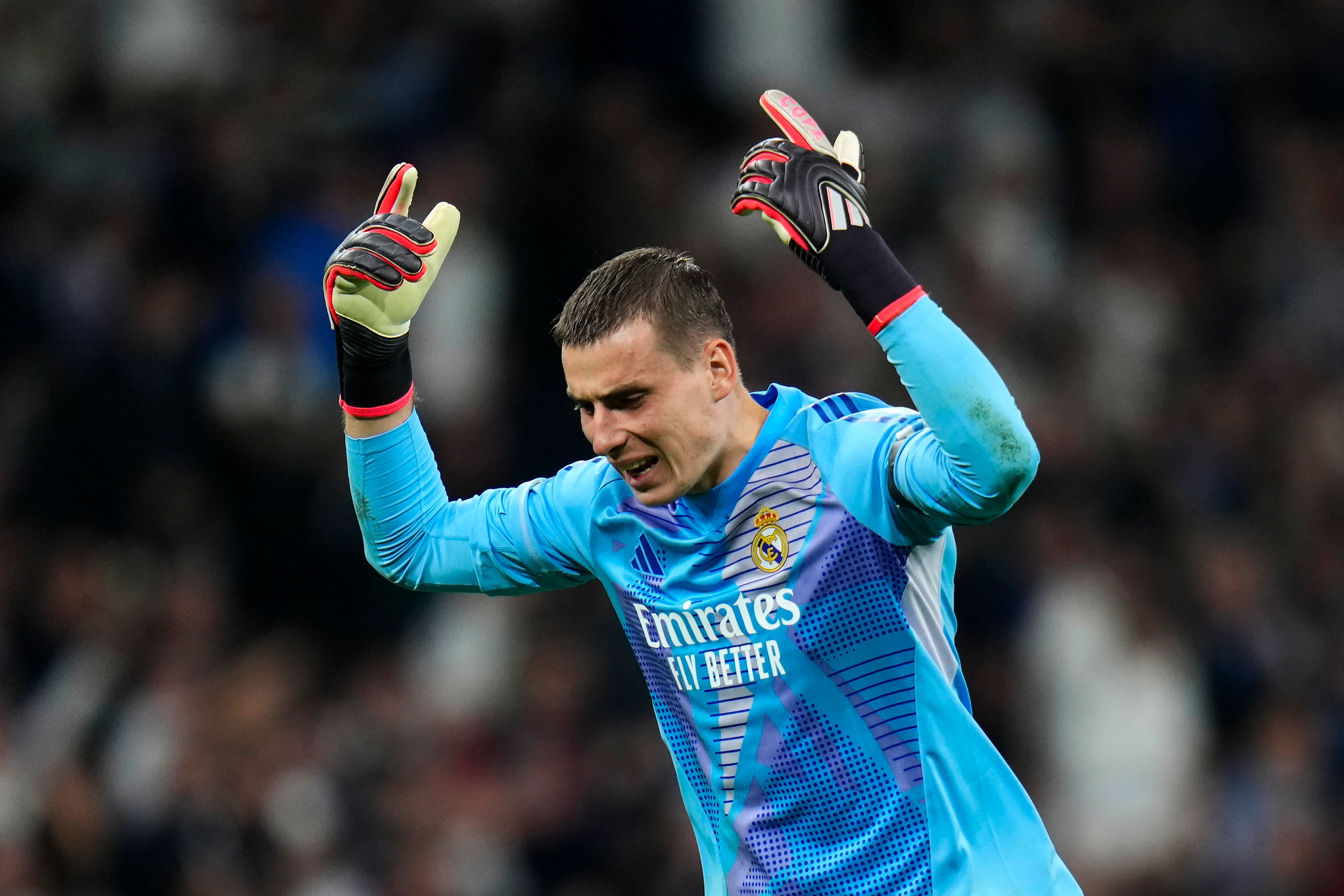 Андрей Лунин / фото: Diego Souto/Getty Images