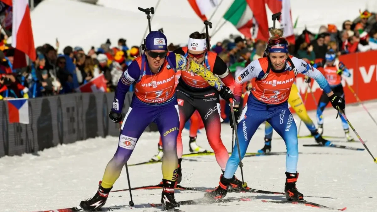 Анастасія Меркушина (зліва на фото) / Getty Images