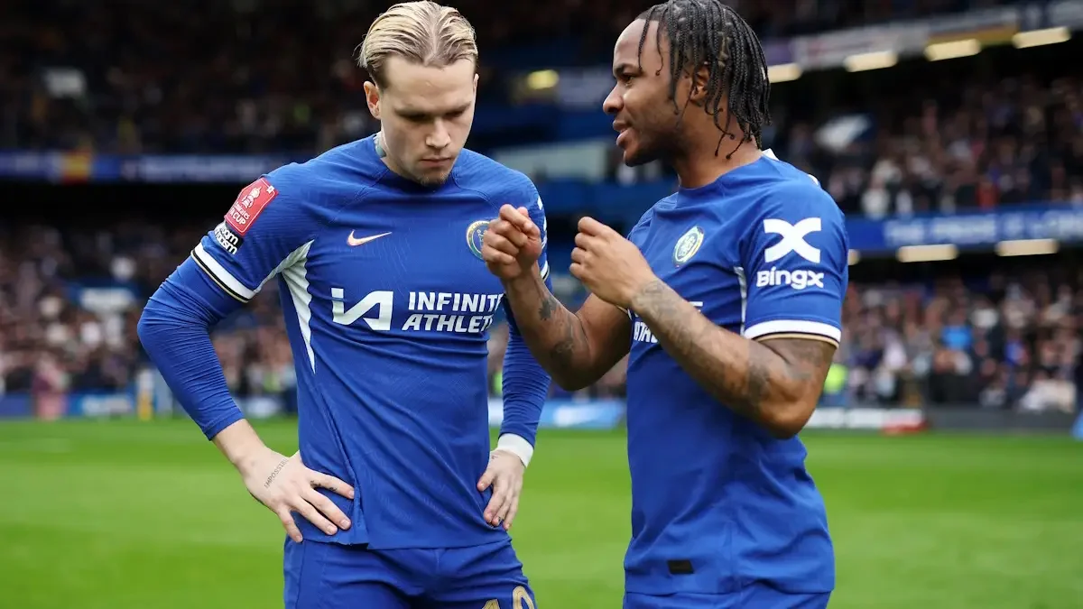 Михайло Мудрик та Рахім Стерлінг / фото: Getty Images