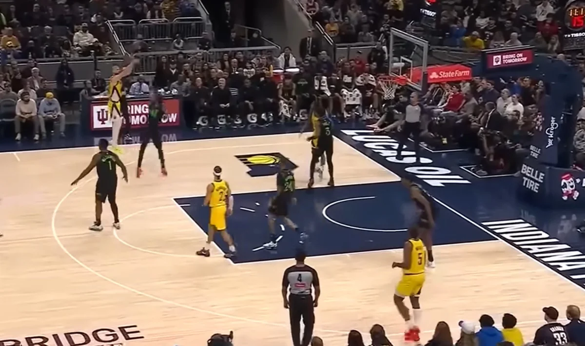 Індіана переграла Нью-Орлеан / скріншот