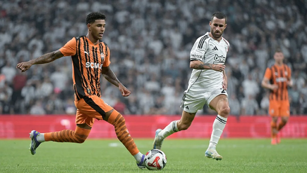 Рафа Силва в матче против Шахтера / Фото пресс-службы "горняков"