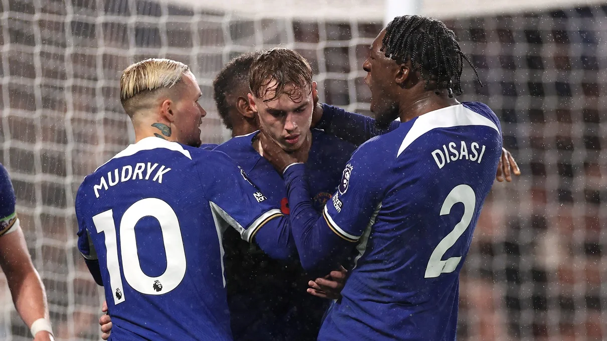 Мудрик, Палмер і Дісасі / Photo by Ryan Pierse/Getty Images