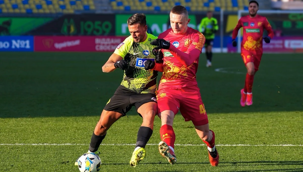 Олександр Жовтенко (праворуч) / фото: ФК Полісся